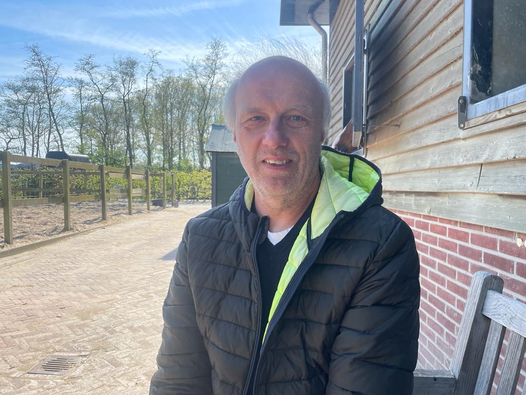 Rob Slewe, Zelfstandig Bloemendaal over advies coalitie-vorming: “Ik heb een weddenschap afgesloten met informateur Schneiders. Wijn voor mij als ik win”