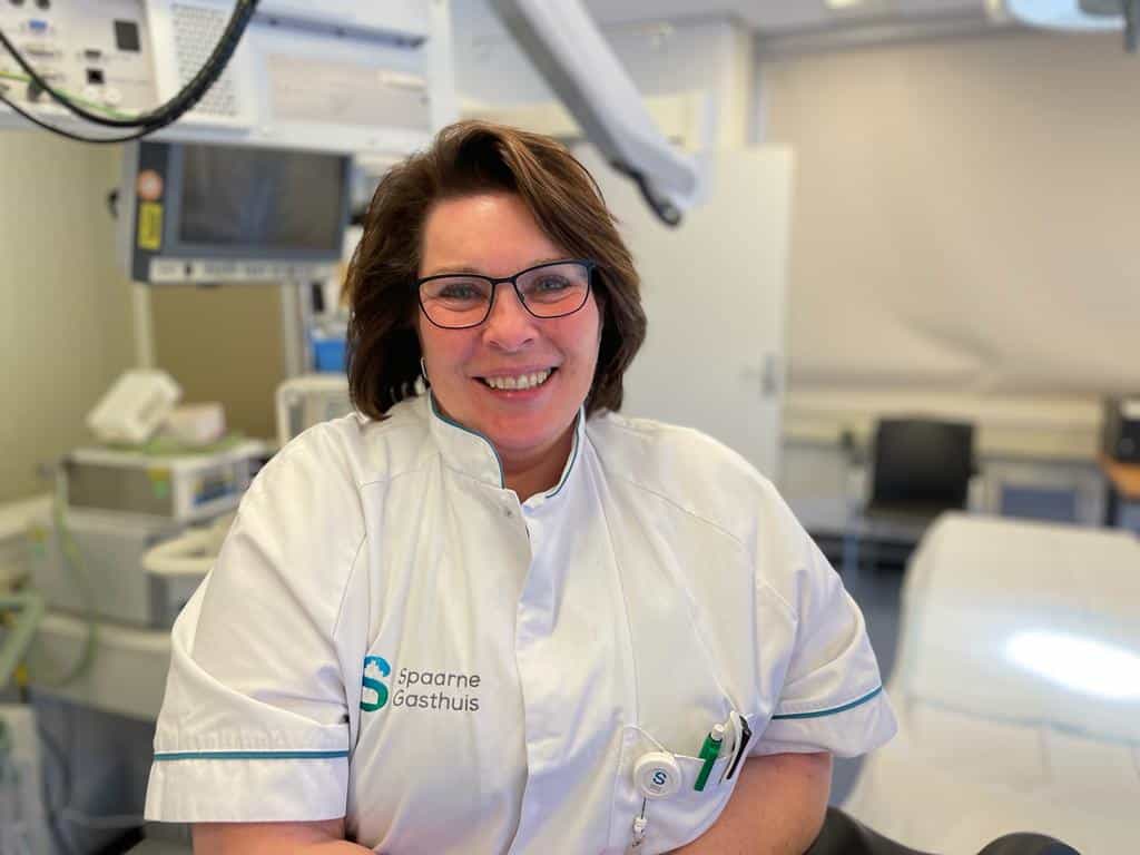 Staken tegen wil en dank: doktersassistent Györgyike is klaar met rennen en vliegen