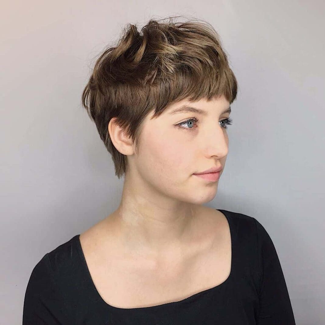 20 cute pixie haircut with bangs 2023