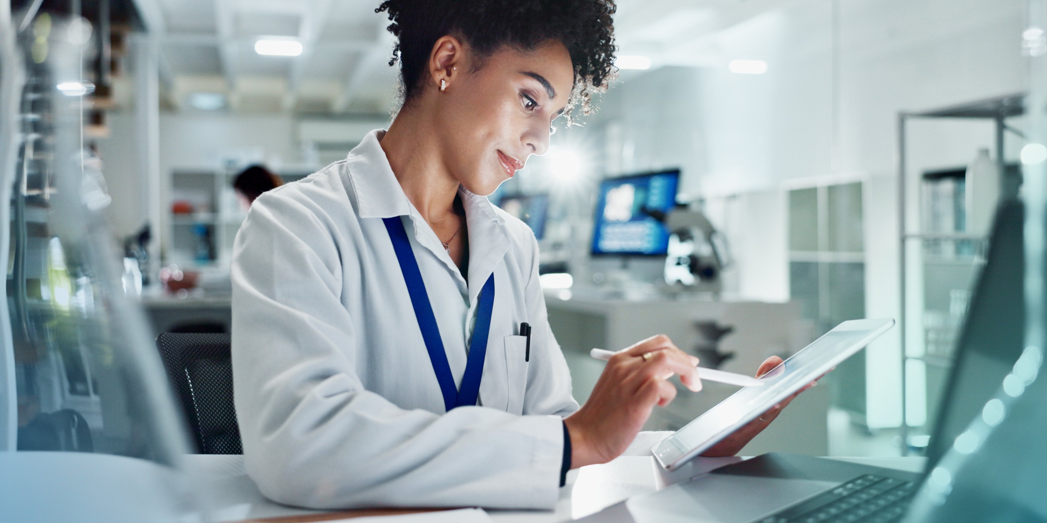 Services Hero Healthworks - Classic 4K Vintage Backgrounds | Free Download