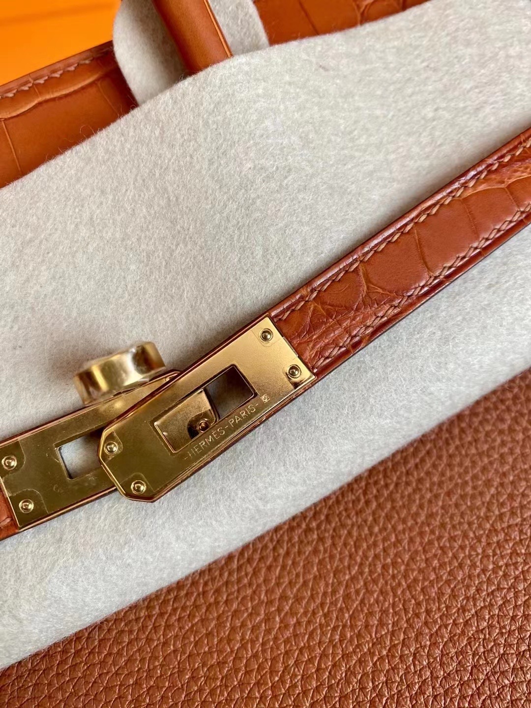 エルメス バーキン タッチ25 ゴールド クロコダイル アリゲーターマット×トゴ ゴールド金具【N品】 - 画像 (4)