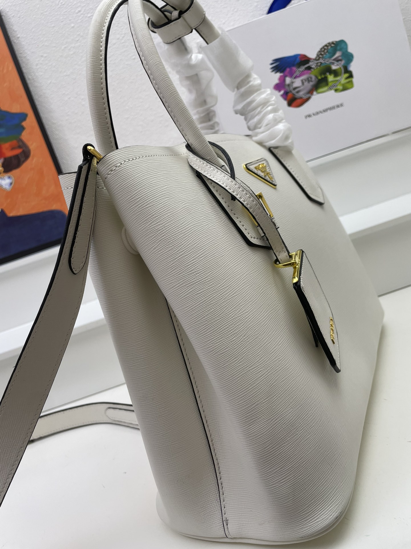 PRADA サフィアーノレザー ハンドバッグ ホワイト PRADA サフィアーノレザー ハンドバッグ ホワイト