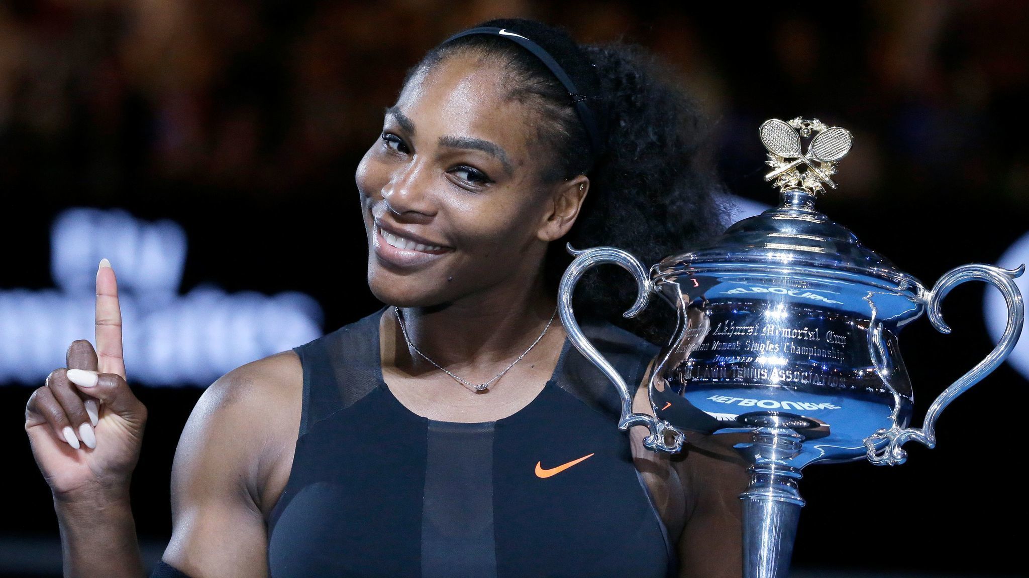 Kooyong organisers trying to lure Serena Williams to begin 2018 season in Melbourne