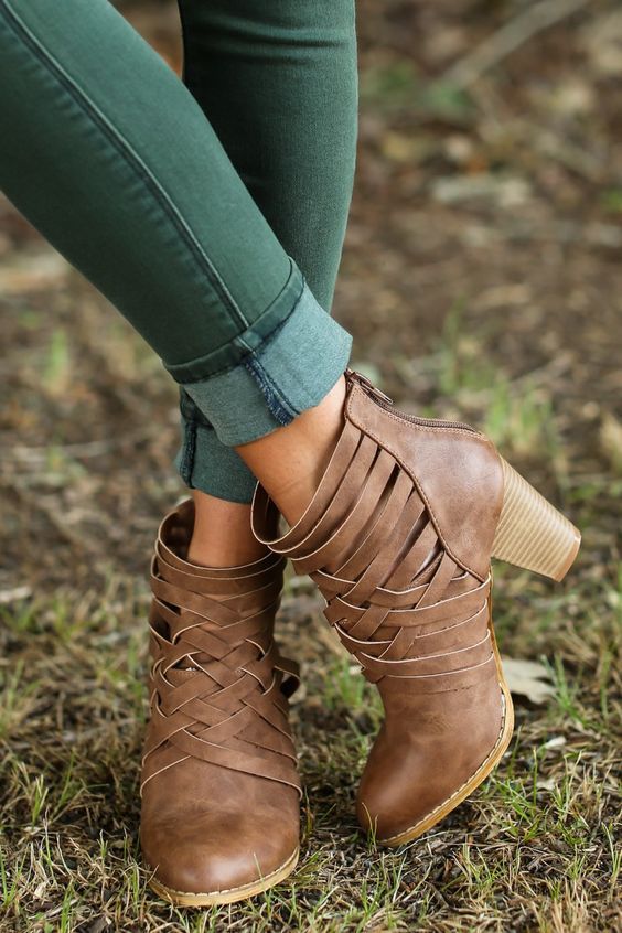Black stud detail heeled ankle boots. Do You Know How to Rock Ankle Boots? - Ankle Boots for Women