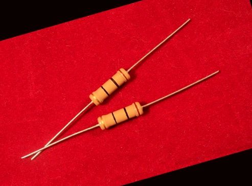 Stackpole Cf2 330 Ohm Resistor
