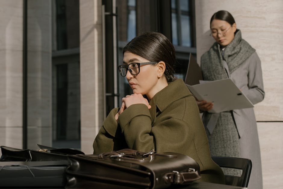 Navigating Unexpected Delays: Strategies for Maintaining Warehouse Efficiency