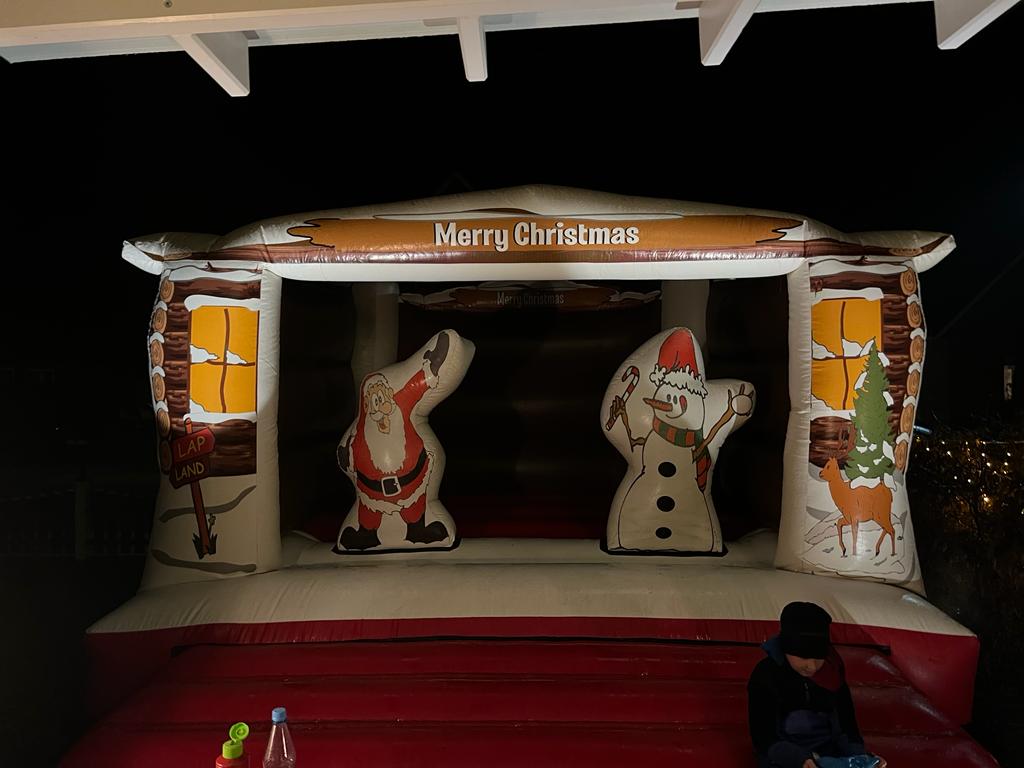 Hüpfburg Merry Christmas