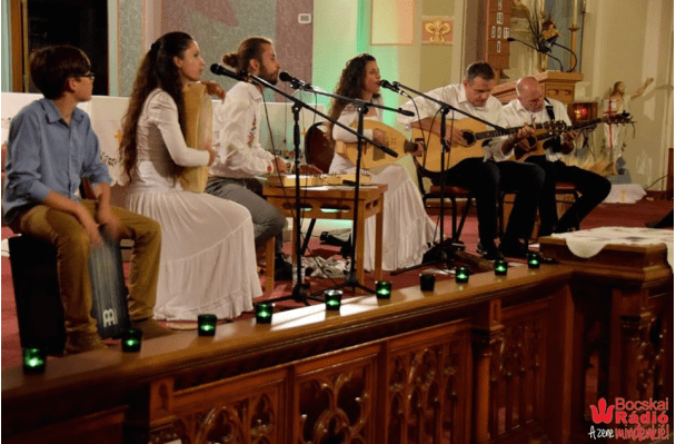 SiblingsWithGuestMusicians