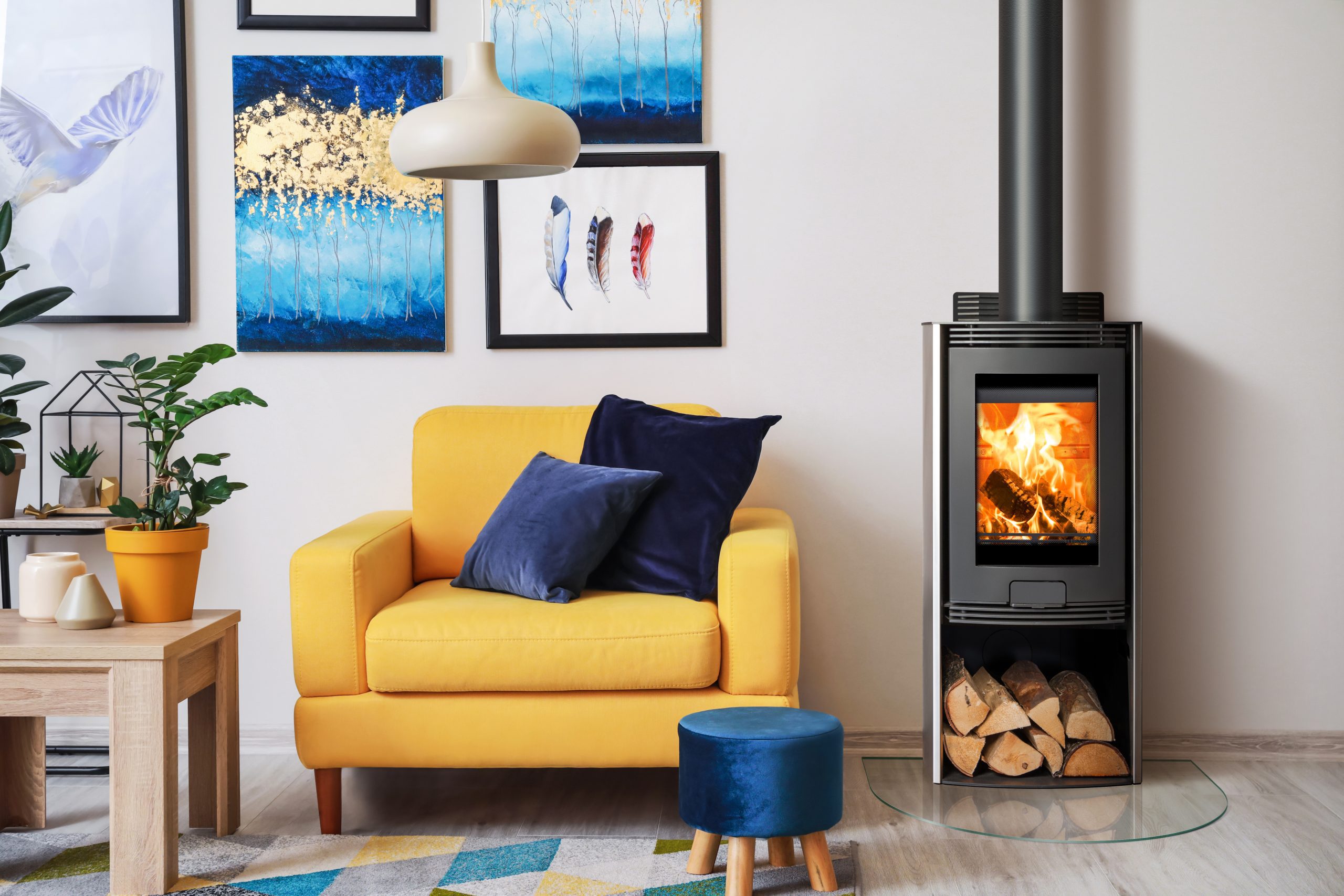 How to Choose the Right Wood Stove for Your Home: Size, Efficiency, Fuel, and Maintenance Tips