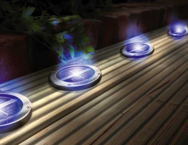 Faretto a muro luce led energia solare giardino sensore movimento. Pannelli Fotovoltaici da giardino - Idee Green