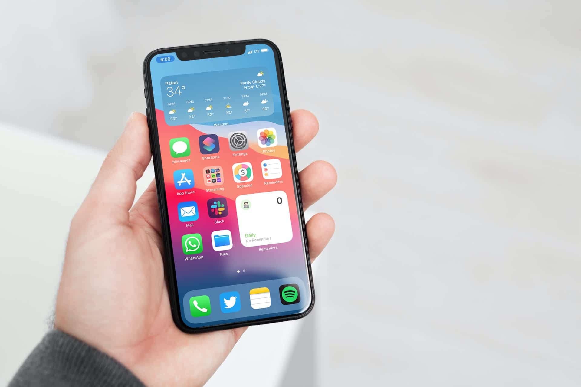 iOS 14: How to Add, Remove, and Customize Widgets on iPhone (1) iOS 14: How to Add, Remove, and Customize Widgets on iPhone (1)
