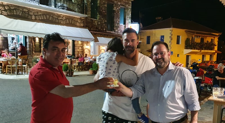 Νίκος Κοροβέσης: Ένα αξέχαστο μουσικό ταξίδι» με τους BANDA MORENA στην μικρή πλατεία του Κακόβατου (photos)