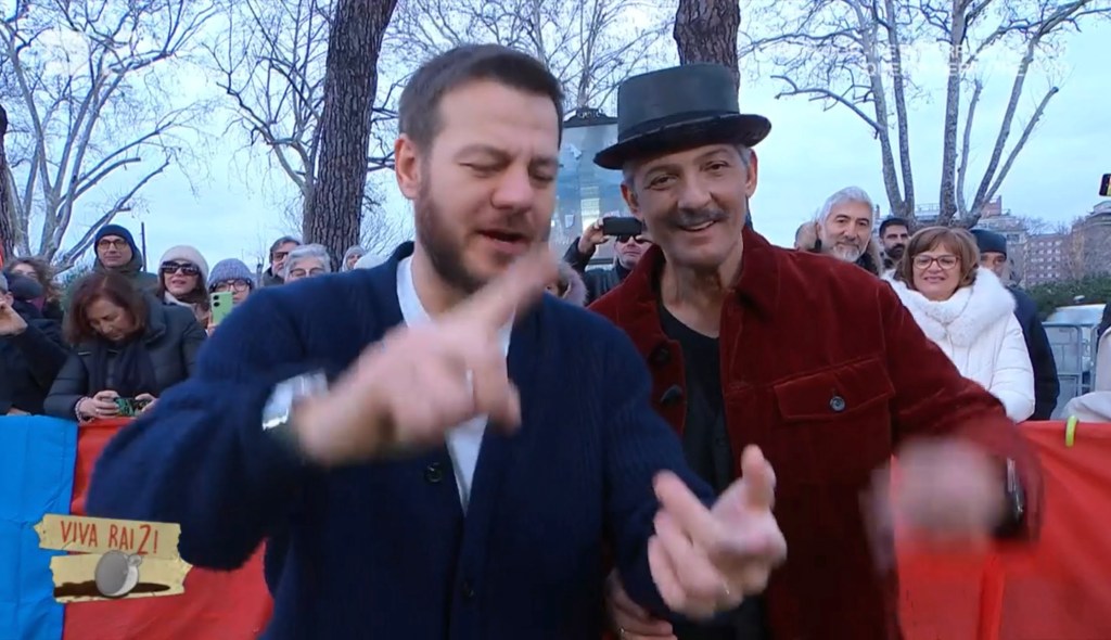 Cattelan dice sì a Sanremo