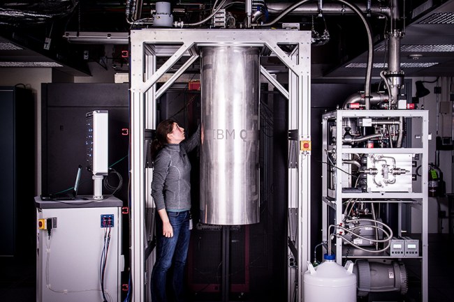 So ließ ibm seinen quantenrechner quantum system one. Il processore quantistico piÃ¹ potente al mondo Ã¨ di IBM