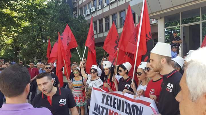 Aleanca Kuq e Zi kërkon arrestimin e drejtorit të RTSH