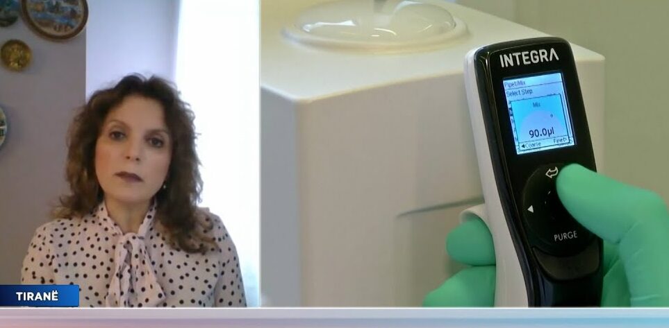 Eugena Tomini zbulon arsyen pse nuk u pezullua vaksinimi me “AstraZeneca”
