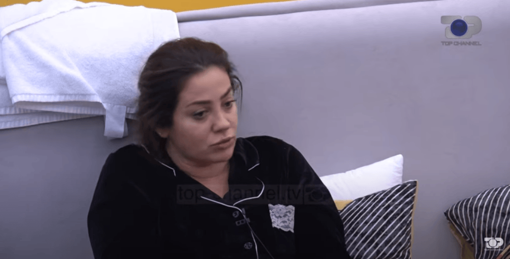 “S’ka shanc të zihet me mua” Arjola flet për Antonelën