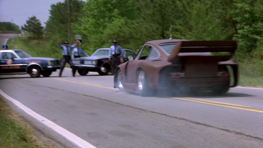 Summaries (4) synopsis (1) summaries a wide variety of eccentric competitors participate in a wild and illegal cross … Imcdb Org 1968 Porsche 911 S In The Cannonball Run 1981