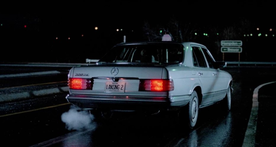 Kids, left home alone, accidentally unleash a horde of malevolent demons from a mysterious hole in their suburban backyard. Imcdb Org 1984 Mercedes Benz 380 Se W126 In Creepshow 2 1987