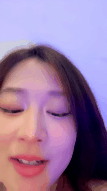 新来的纯情大表姐颜值高妩媚又风骚全程露脸大秀直播跟狼友撩骚互动听指挥揉奶抠逼浪叫让狼友射她嘴 - 截图1