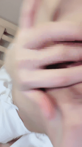 2重磅最美女神03年的可可大学生在宿舍校花的身材也是一流粉穴美乳664 - 截图12