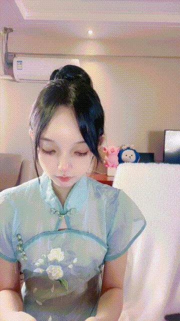 2重磅最美女神03年的可可大学生在宿舍校花的身材也是一流粉穴美乳664 - 截图33