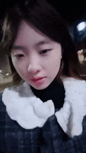 大三学生妹的一天【柚子】白天在图书馆，复习准备期末考试，夜幕降临，约炮友酒店开房，快乐刺激！[MP4/3580MB] - 截图3