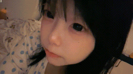 娃娃脸清纯小嫩妹【池奈奈】露脸全裸掰穴特写自慰(3V) - 截图6