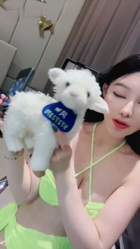 哒咩_小则又沐风_全程露脸高颜值听指挥揉奶玩逼 · 身材也好 · 日常闺房自拍 · 淫水超多11111 - 截图16