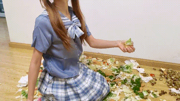 小鱼妹妹年轻酮体很是诱人~推荐魔鬼身材~换上萝莉塔装扣弄粉嫩的小逼 - 截图89