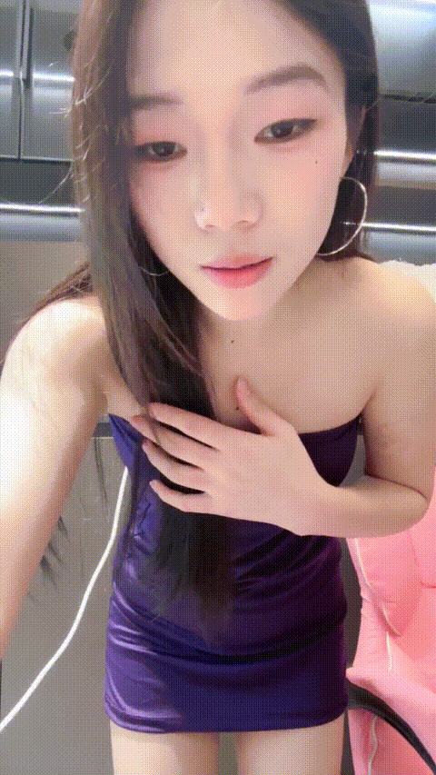 漂亮美眉吃鸡啪啪 舒服吗 啊啊舒服好爽 身材苗条 小贫乳小粉穴 被操的爽叫连连 说下次还可以再约 - 截图83