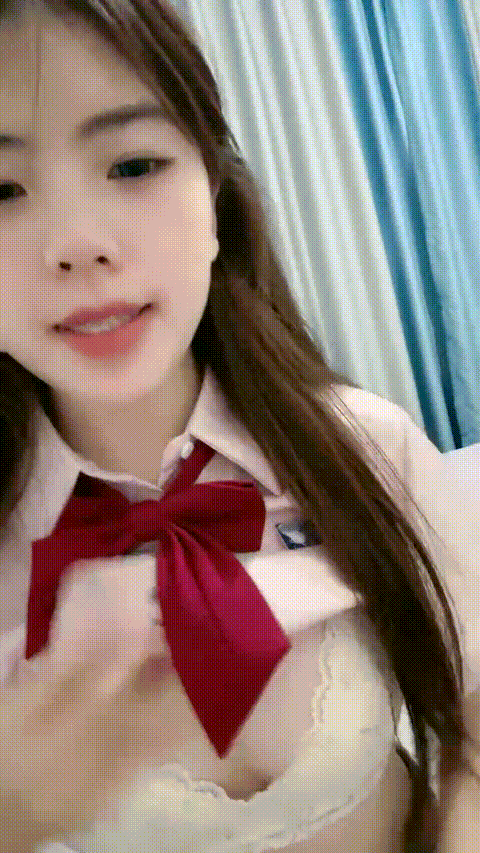 清纯___超极品学姐,性感黑色魅惑吊带丝袜,高冷女神 - 截图3