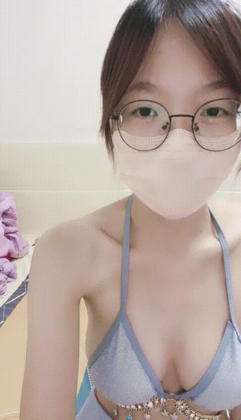 小碗儿____乖巧文静新人妹妹,舞蹈系校花,终于露脸了,这么漂亮的脸蛋,居然还会喷,天生的床上尤物 - 截图9