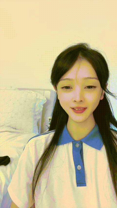 高挑性感御姐晴子精液透明高跟鞋 踩蛋糕 粉嫩小脚保养液刺激视觉盛宴,想不想被姐姐踩在脚下 - 截图27