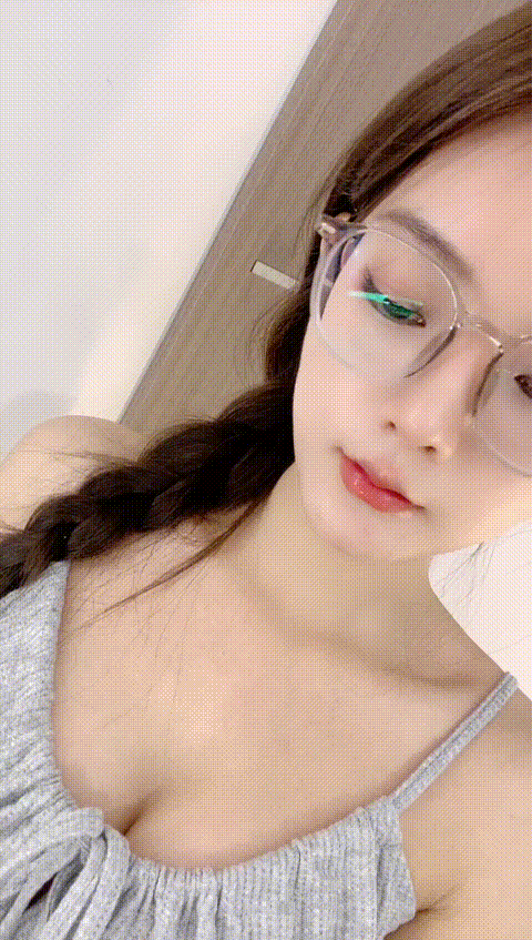 小碗儿____乖巧文静新人妹妹,舞蹈系校花,终于露脸了,这么漂亮的脸蛋,居然还会喷,天生的床上尤物 - 截图60