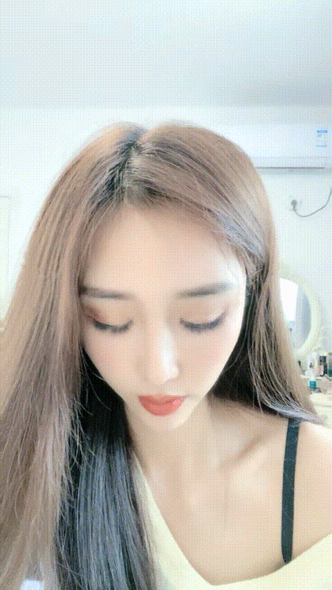 06广西嫩妹_给大家秀一场!!怼屏抠逼掰穴道具自慰狂鲁!!1 - 截图60