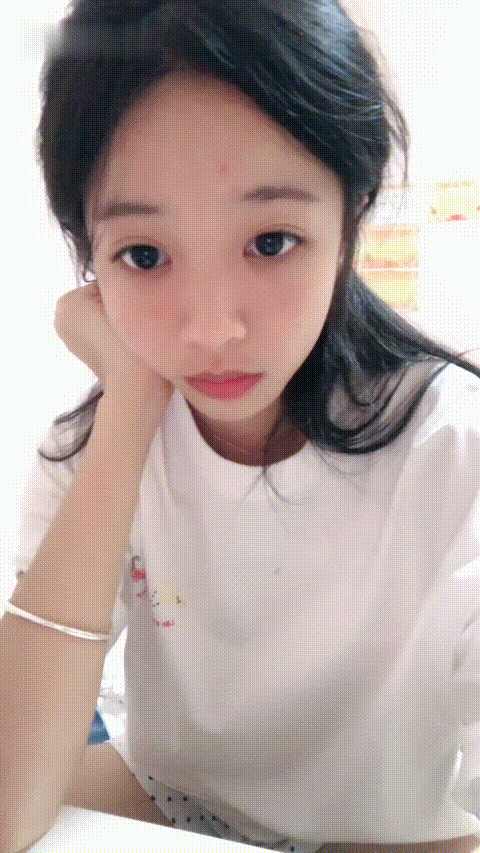 04学姐赚学费 直播校园女神放飞自我,长腿酥胸,杨柳细腰,美艳动人,3 - 截图25