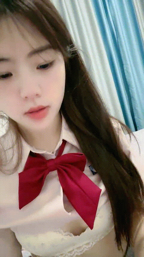 清纯___超极品学姐,性感黑色魅惑吊带丝袜,高冷女神 - 截图5