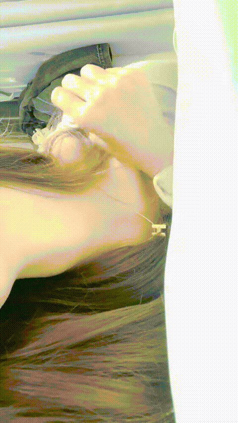 人间白月光_ 烤红長相清秀鄰家型可愛軟萌妹，全程露脸激情大秀道具抽插骚穴浪荡呻吟， - 截图25