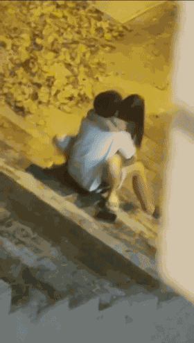 美腿尤物魔鬼身材,穷人的女神富人的精盆,开档黑丝主动张开m腿 满嘴淫语呻吟不断 被干到高潮 - 截图23
