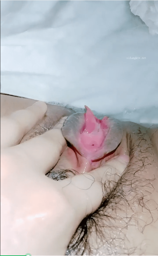 果冻泡泡__姐妹花,极品骚御姐,一对美乳坚挺粉嫩, - 截图42