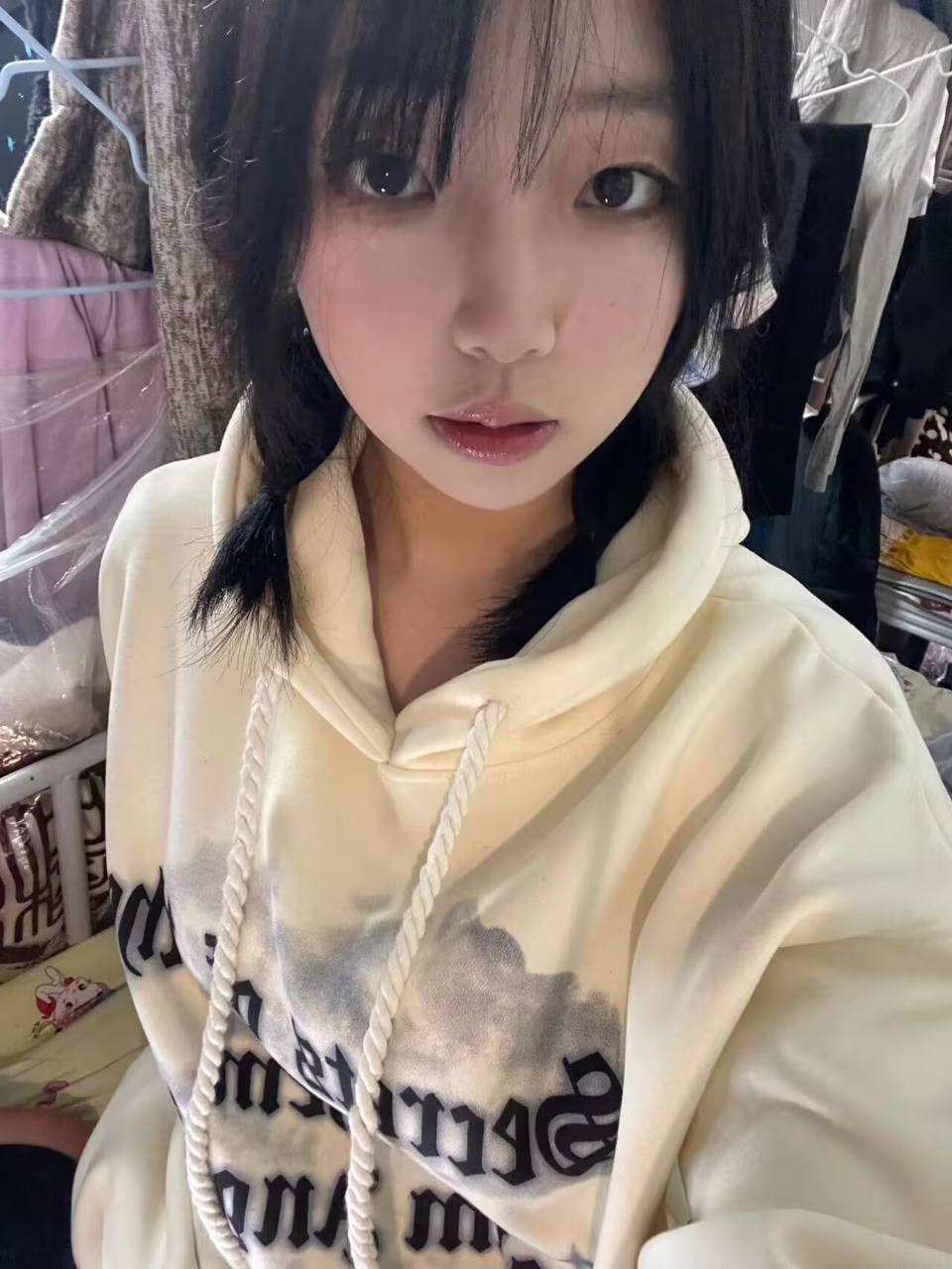 重金网约外围女神,肤白甜美身材好,还是个人工白虎,蜜桃臀被插 - 截图77