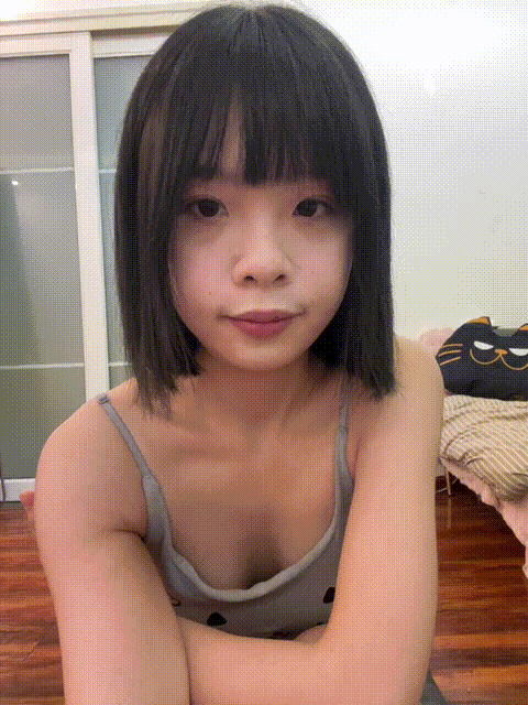 清纯美少女 七七 ,塞着跳蛋淫荡叫春,抽着香烟的样子狠狠插她口爆会有多爽 - 截图4