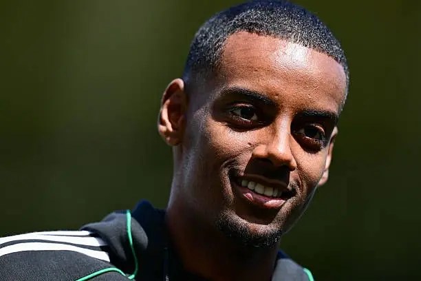 Tetesi za soka Jumatatu: Newcastle imekubali kumuuza Isak kwenda Liverpool kwa £130m