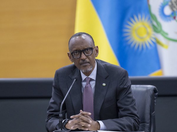 Perezida Kagame yakoze impinduka muri Guverinoma no mu nzego zitandukanye za Leta
