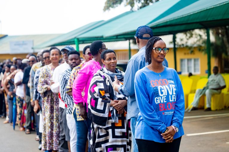 Abanyarwanda bitoreye abayobozi bazabahagararira mu Mudugudu