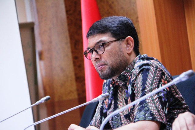 Nasir Djamil Tolak Darurat Sipil Hadapi Corona