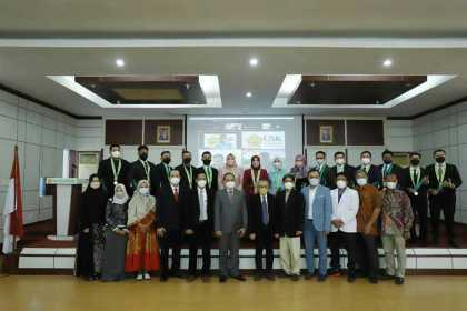 Fakultas Kedokteran Universitas Syiah Kuala (FK USK) Banda Aceh melaksanakan yudisium magister dan pelantikan dokter spesialis Selasa (26/4)