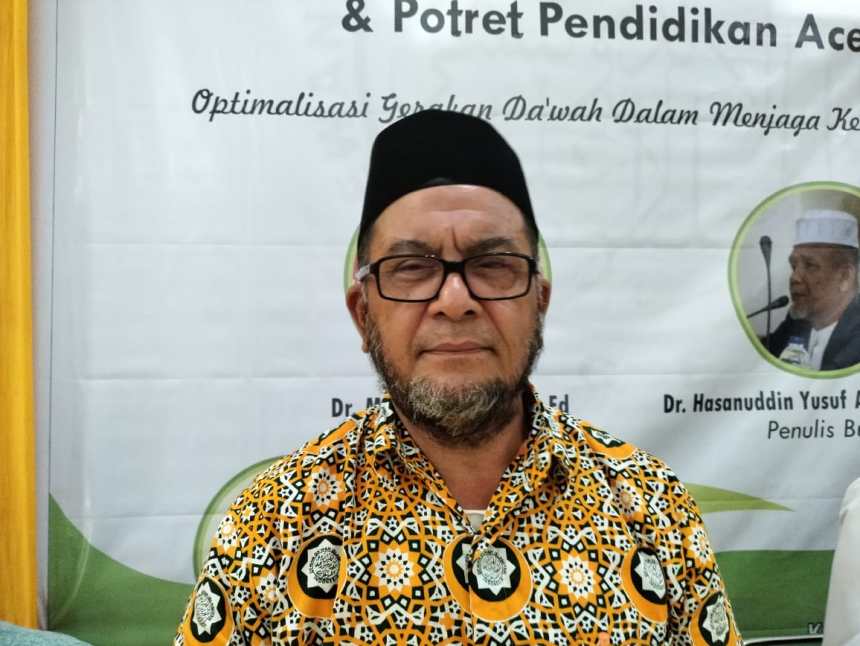 Ketua Umum Dewan Dakwah Aceh Dr Muhammad AR MEd meraih gelar Profesor Bidang Ilmu Pendidikan Islam pada Prodi Pendidikan Agama Islam Pascasarjana UIN Ar-Raniry Banda Aceh