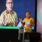 Gubernur Nova Iriansyah saat membuka Rapat Kerja (Raker) Asosiasi Daerah Penghasilan Migas dan Energi Terbarukan (ADPMET) di Gran Ball Room Hotel Four Points, Manado, Sulawesi Utara, Kamis (9/6)